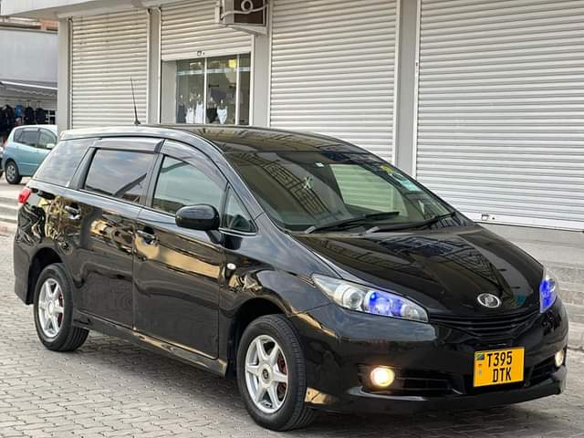 A picture of TOYOTA WISH NEW MODEL DT K 