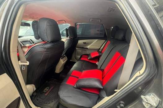 A picture of 2010 Toyota Venza