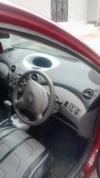 A picture of Toyota vitz old
