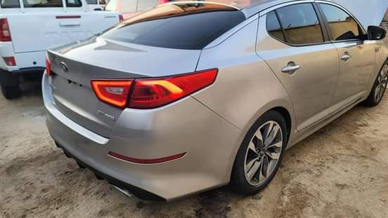 A picture of Pre owned Kia Optima Turbo Engine pure first body Untempered