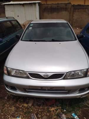 A picture of 2009 Nissan Premier