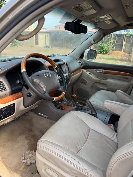 A picture of Firstbody 2008 Lexus GX470 with Auxiliary