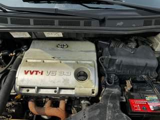 A picture of 2005 Totyota Sienna