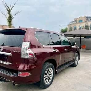 A picture of DIRECT TOKUNBO 2017 LEXUS GX460 FULL OPTION In mint condition