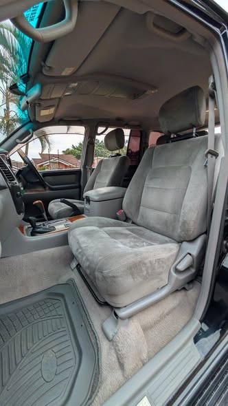 A picture of 2007 Toyota Land Cruiser
