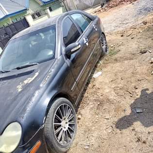 A picture of Mercedes Benz c320