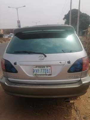 A picture of Lexus RX 300