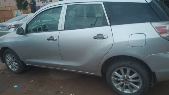 A picture of Toyota Matrix 05