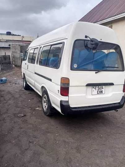 A picture of HIACE 