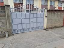 Mathu M.