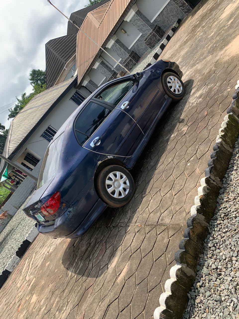A picture of Toyota Corolla 06