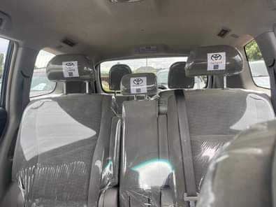 A picture of highest grade highlander 012 model buy and drive everything in