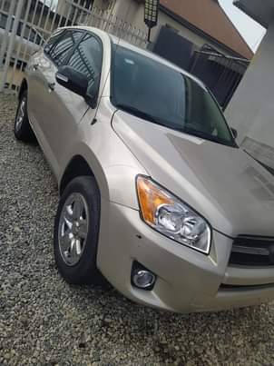A picture of REGISTERED TOYOTA RAV4 08 UPS 010