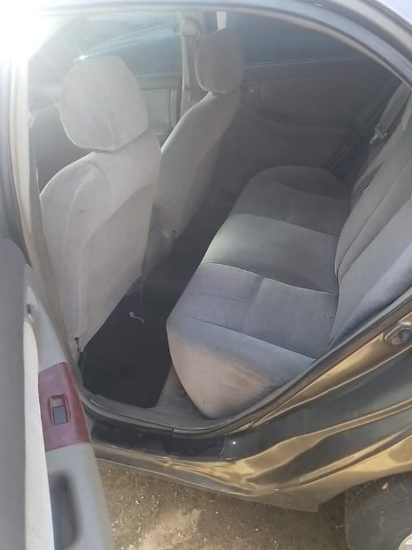 A picture of Toyota Corolla 04 engine ac and gear working well painted