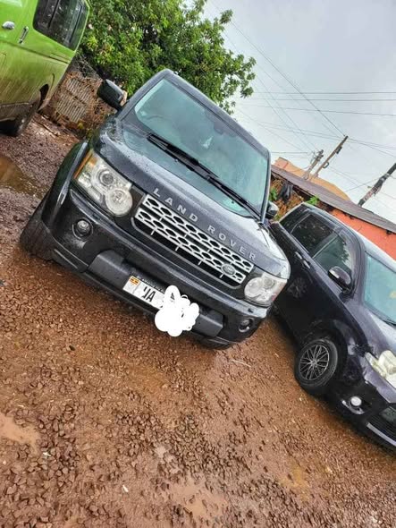 A picture of LANDROVER DISCOVERY 4HSE DTV6