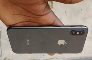 A picture of Iphone x