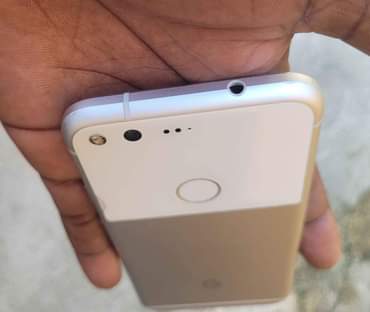 A picture of Google pixel 32gb Ram 4gb