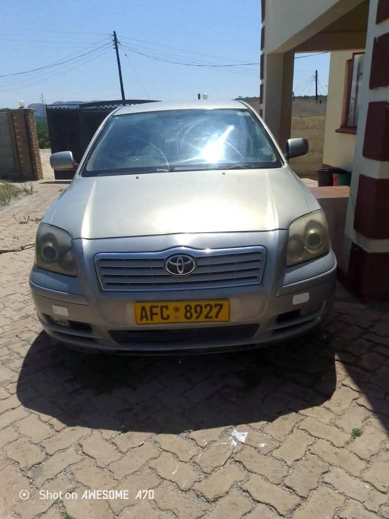 used toyota avensis