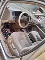 A picture of TOYOTA SIENNA 2002