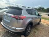 A picture of Rav4 016