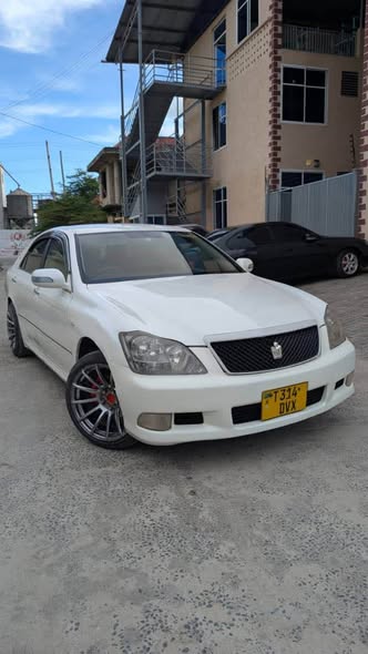 A picture of ALTEZZA