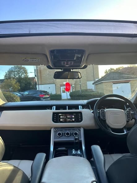A picture of 2016 Ranger Rover range rover sport