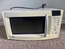A picture of We fix broken electronic devices Tvs microwave plasma washing machine