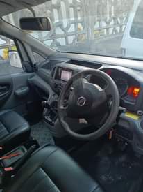 A picture of Nissan vannete 200