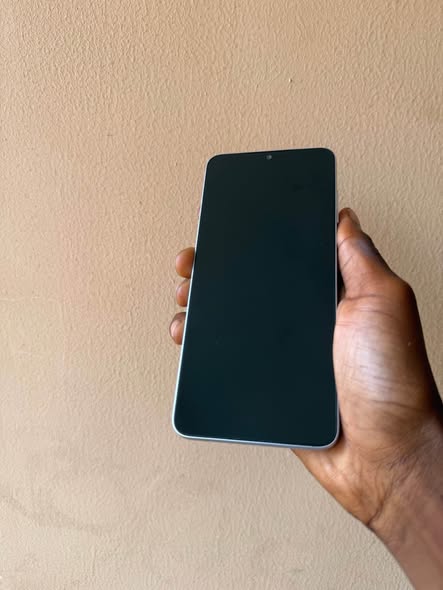 A picture of Samsung a05 64gb 4gb ram Everything is working perfectly Very