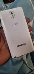 A picture of Samsung note 3