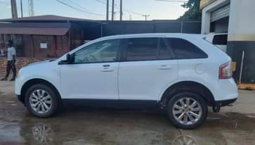 A picture of 2008 FORD EDGE Registered clean in and out buy and