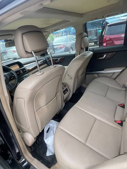 A picture of Preowned 2010 Mecedeces Benz glk350 Full option Untouched Engine Gear