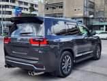 A picture of TOYOTA LAND CRUISER V8