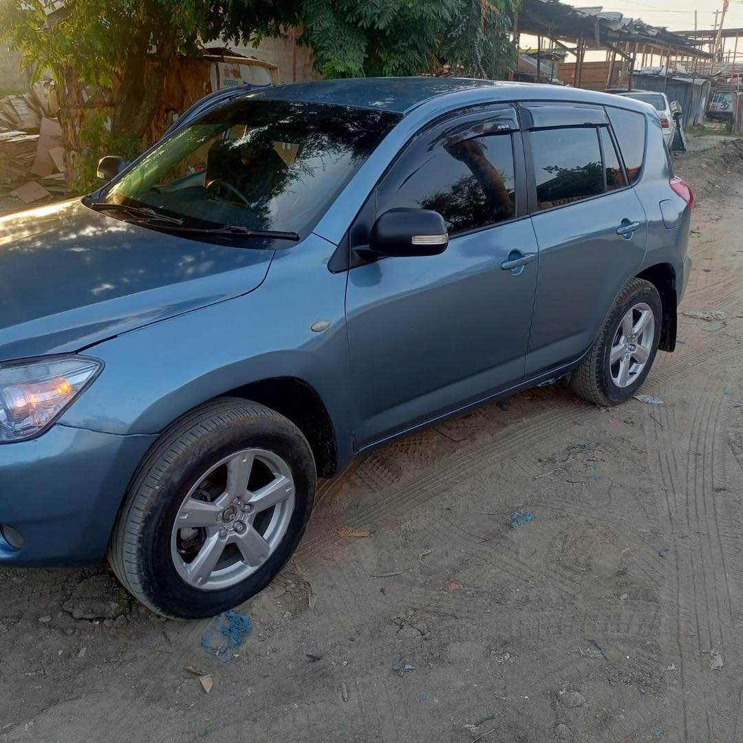 A picture of RAV 4 KILL TIME