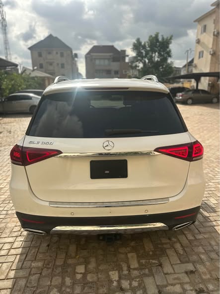A picture of 2020 MERCEDES BENZ GLE350