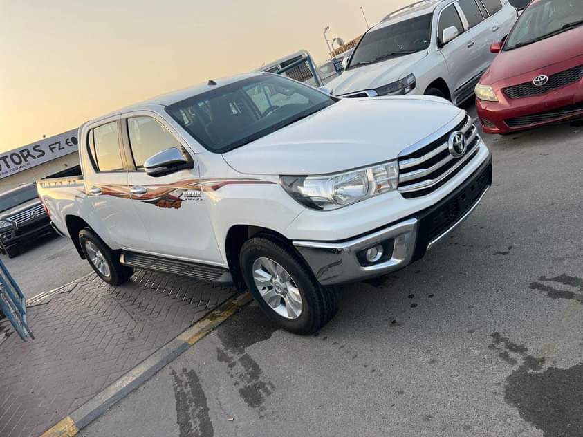 used toyota hilux