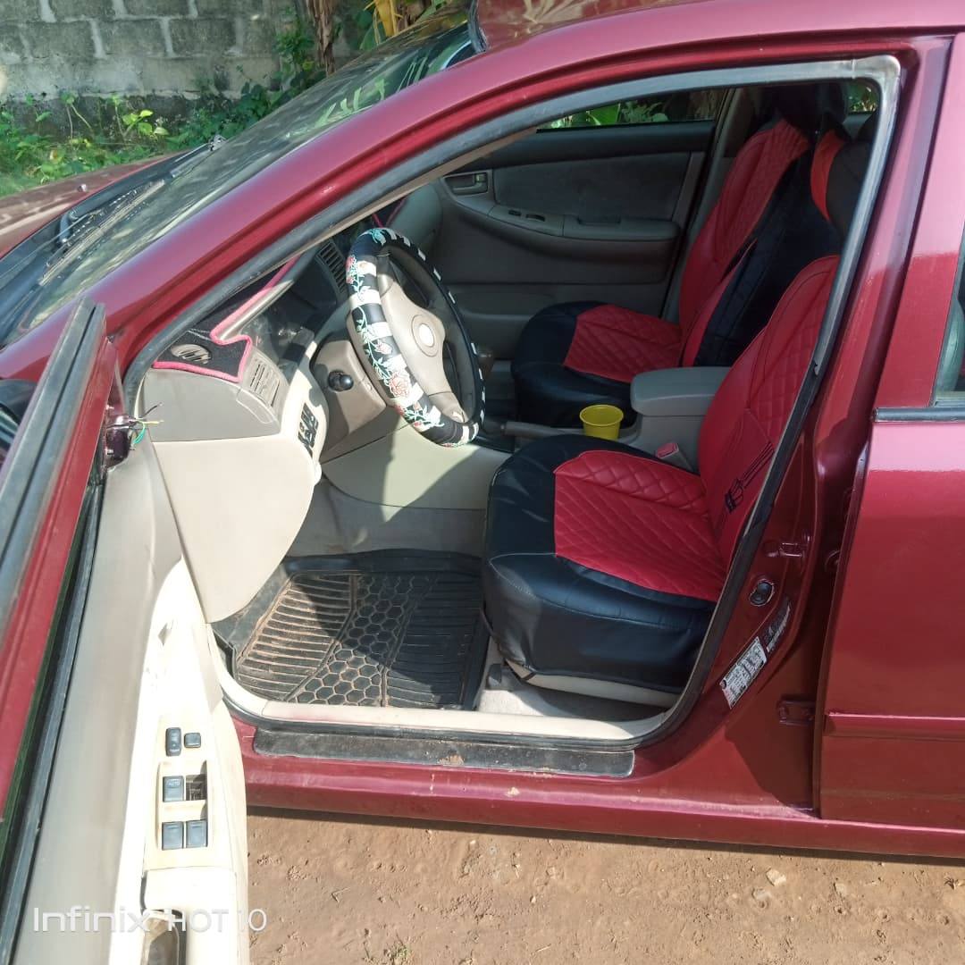 A picture of Toyota Corolla 05 manual gear 08060687579