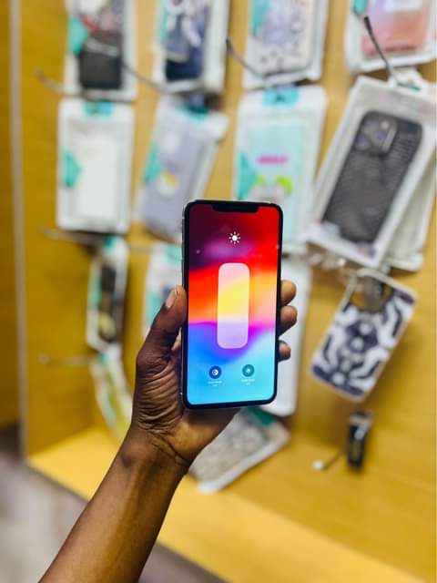 A picture of IPHONE XS MAX