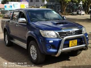 used toyota hilux
