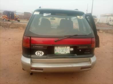 A picture of Mishubush space runner complete pure first body untouched engine and
