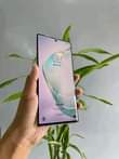 A picture of samsung galaxy not10plus clean saaaana