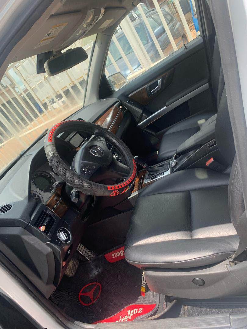 A picture of 2013 Mercedes Benz GLK350