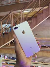A picture of Iphone 7plus 128GB