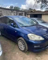 A picture of 08065357911 Manufacturer Toyota Model verso Year 2005 Price 1 6m
