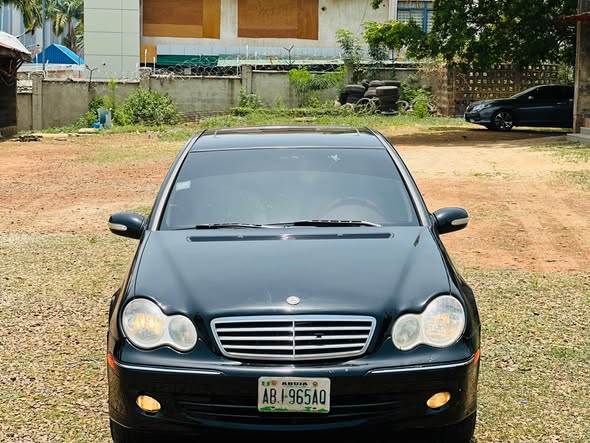A picture of MERCEDES BENZ C280 2007
