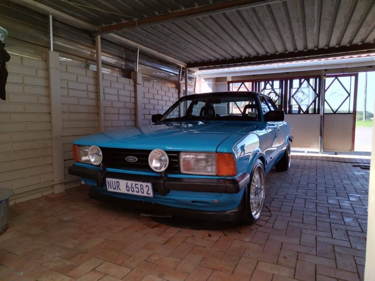 v6 cars