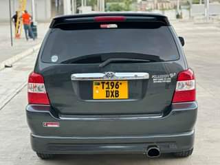 A picture of TOYOTA KLUGER