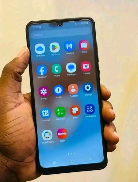 A picture of Samsung A05 Gb64 OFFICIAL