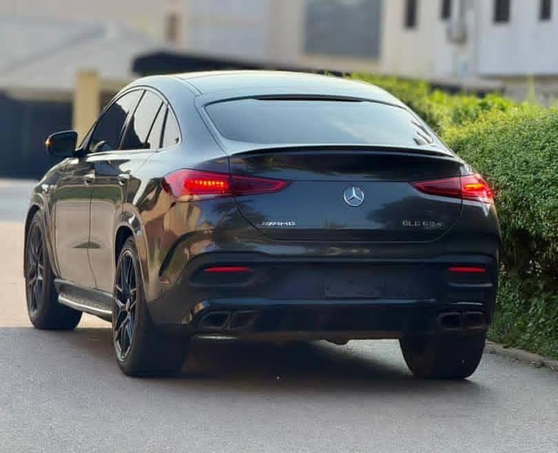 A picture of Mercedes Benz GLE633s
