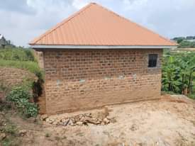 A picture of hot deal house for sale BUWAMBO kasangati city House on